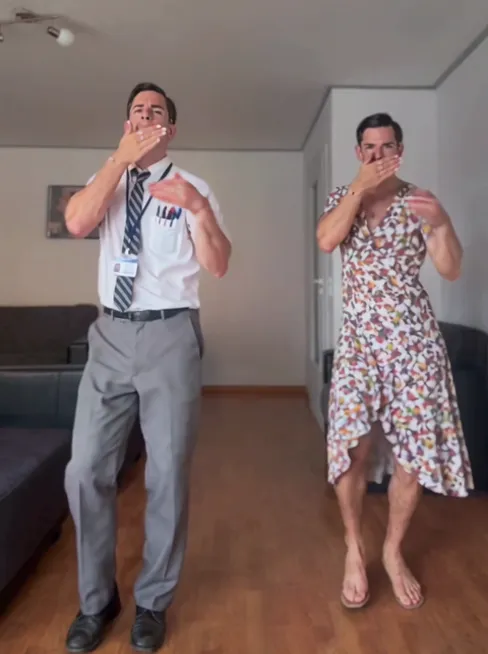 Abracadabra Dance AI · Split Screen